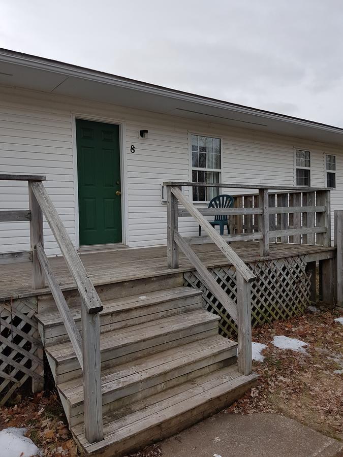 Covered Bridge Inn & Suites Sussex Exterior photo